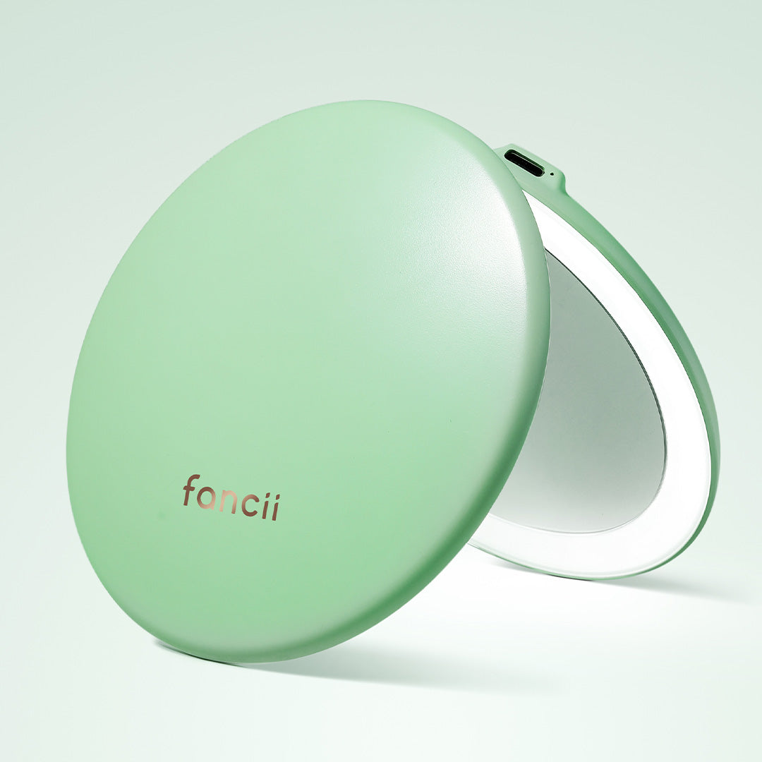 Taylor LED Compact Mirror